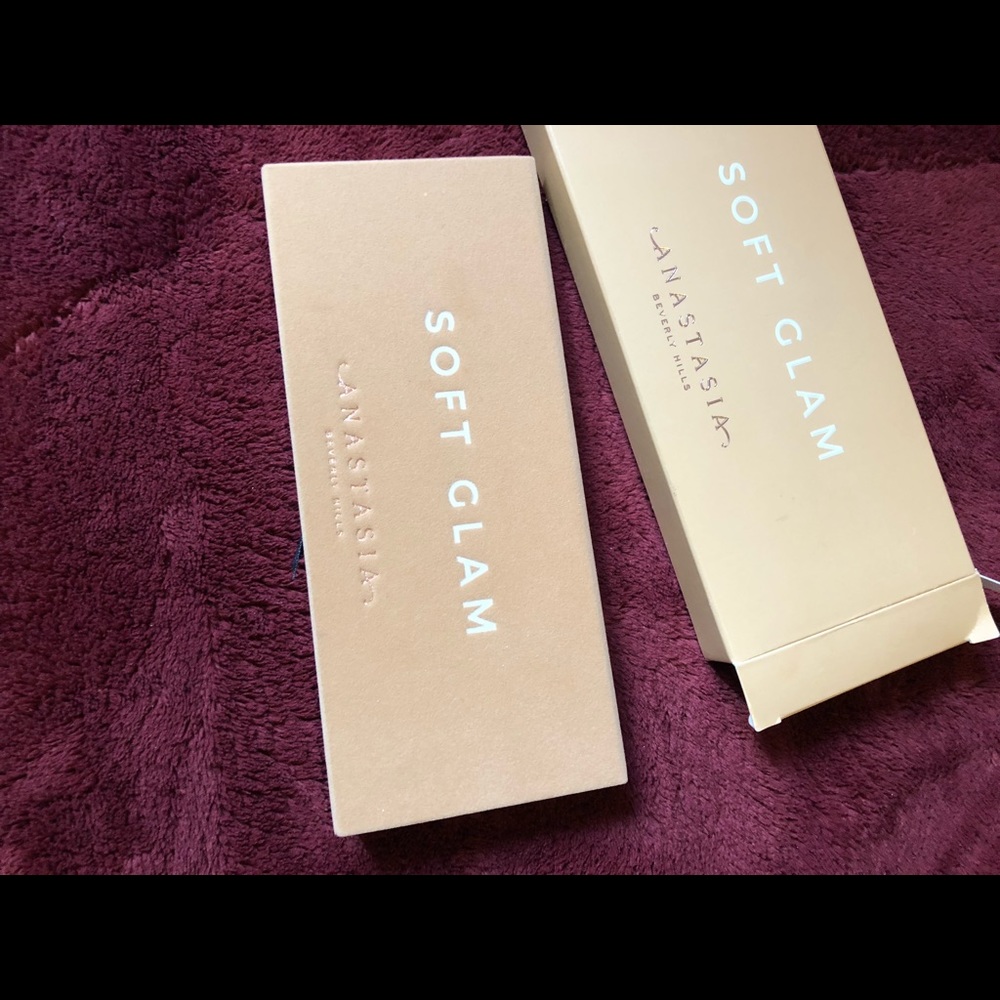 Soft glam pallet 💋